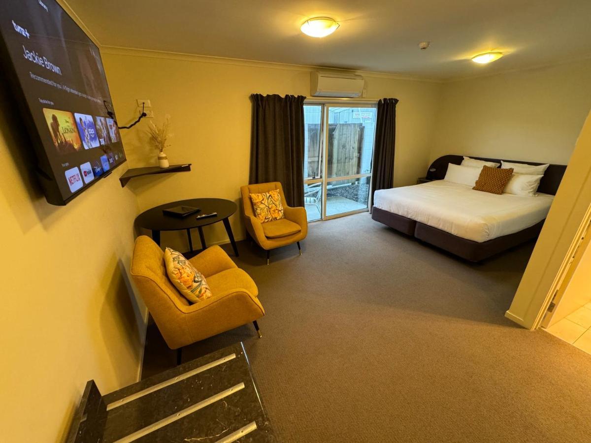 B-Ks Premier Motel Palmerston North Ngoại thất bức ảnh