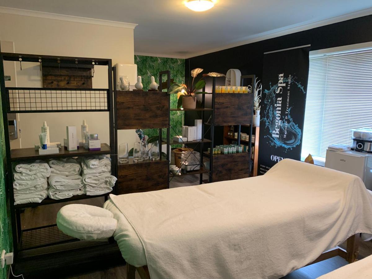 B-Ks Premier Motel Palmerston North Ngoại thất bức ảnh