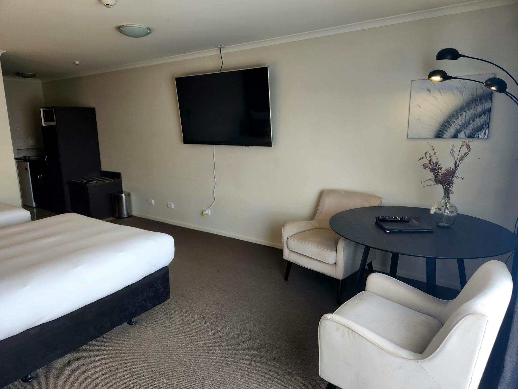B-Ks Premier Motel Palmerston North Ngoại thất bức ảnh