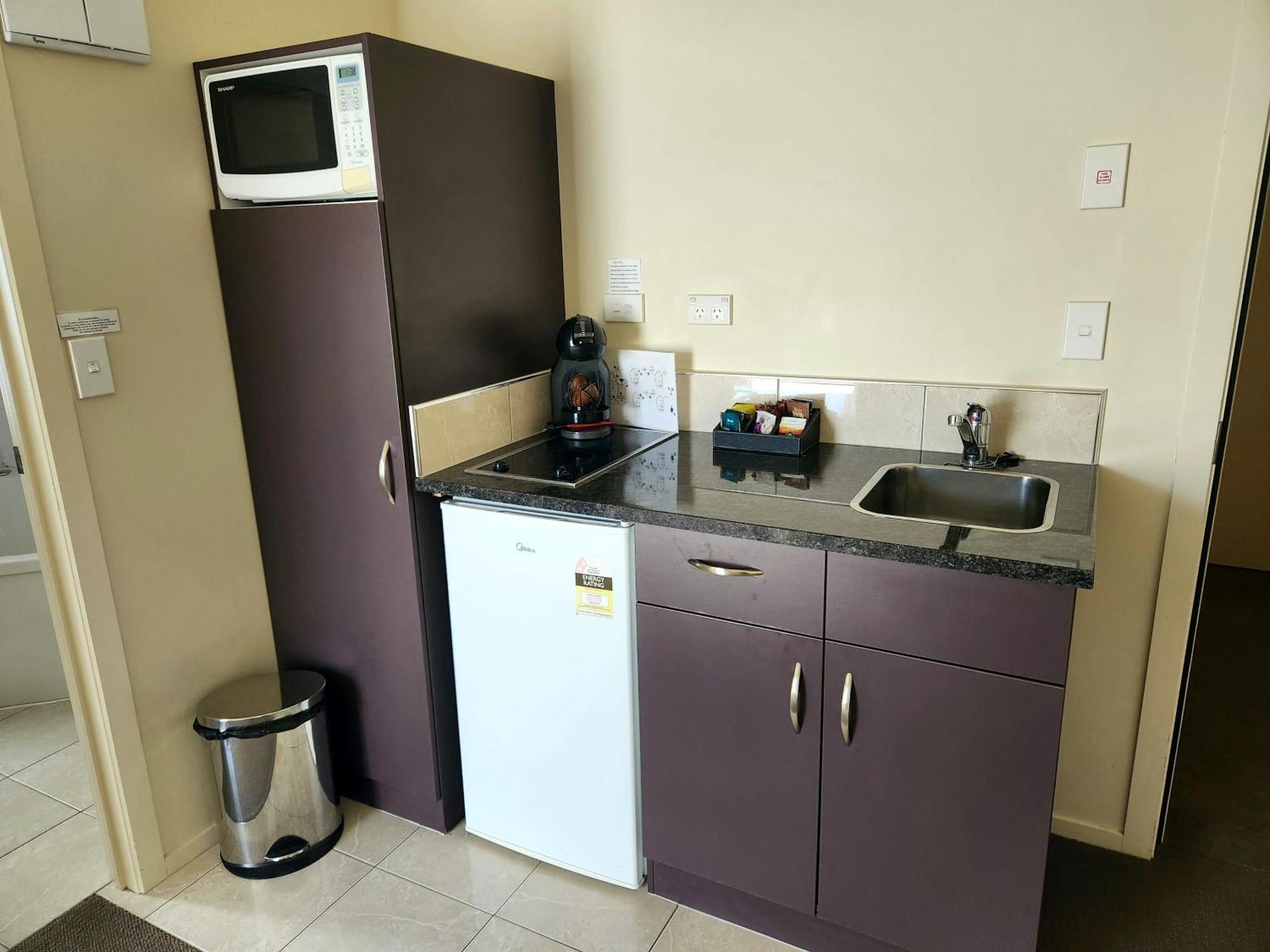 B-Ks Premier Motel Palmerston North Ngoại thất bức ảnh