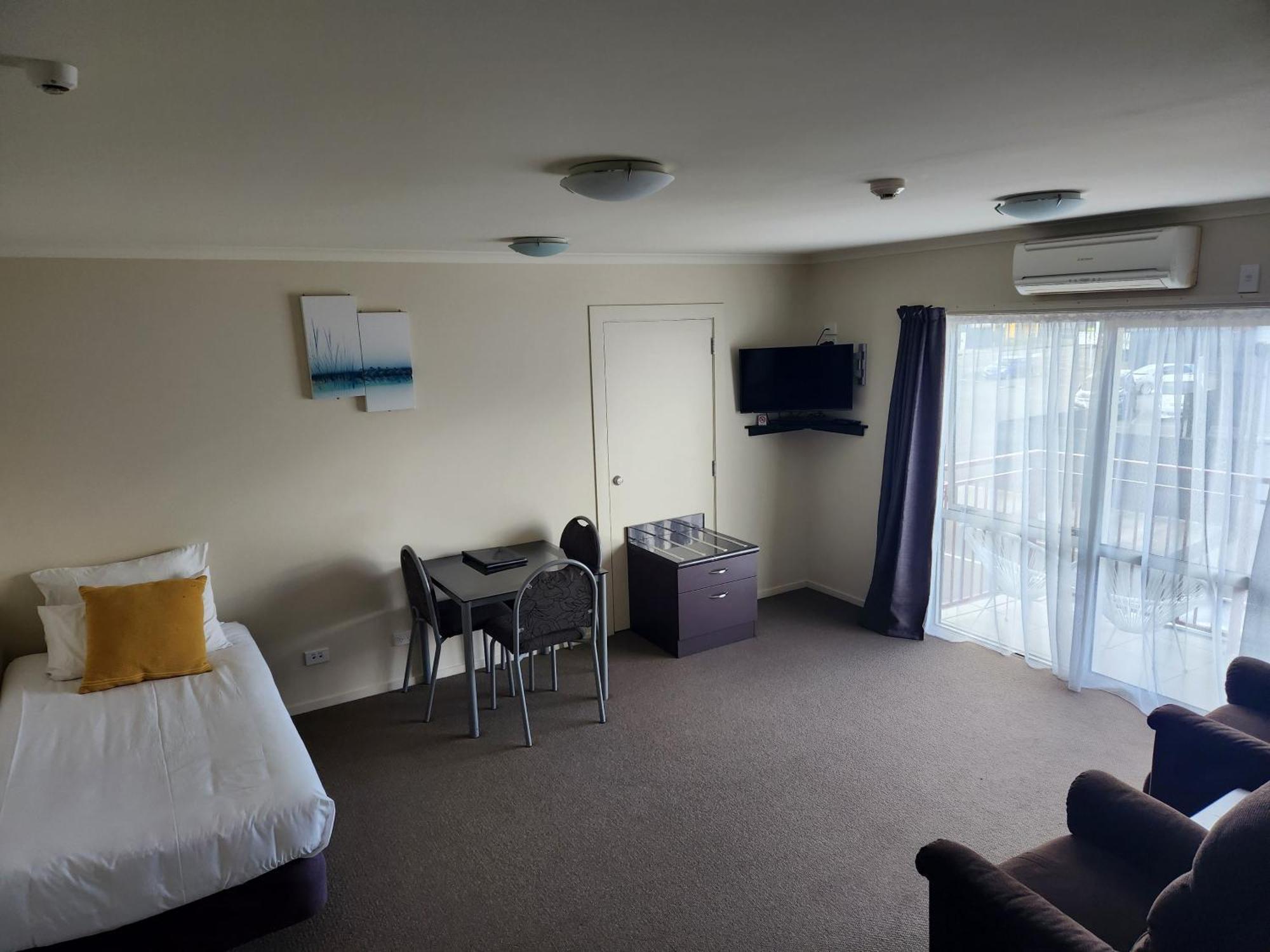 B-Ks Premier Motel Palmerston North Ngoại thất bức ảnh