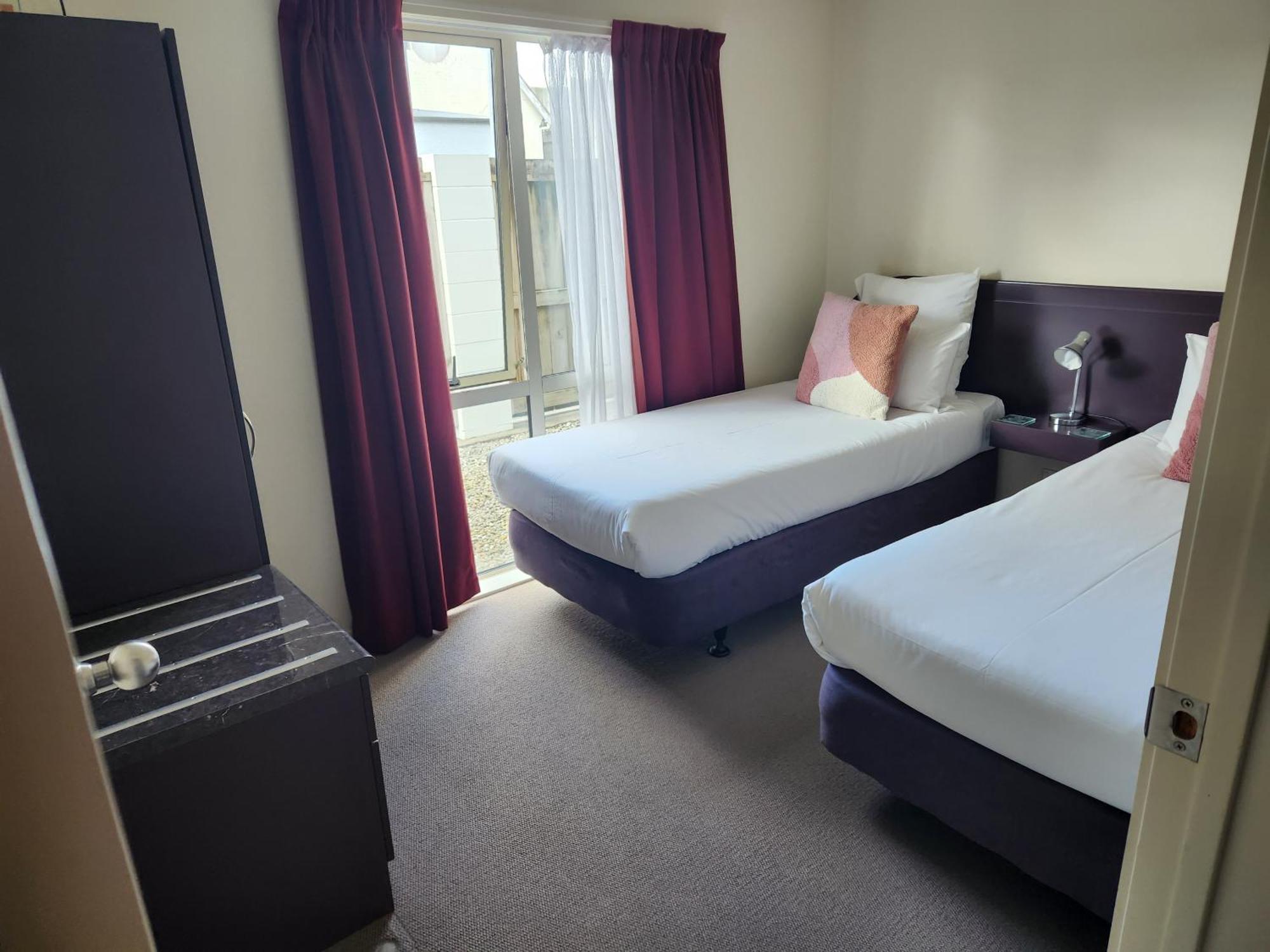B-Ks Premier Motel Palmerston North Ngoại thất bức ảnh