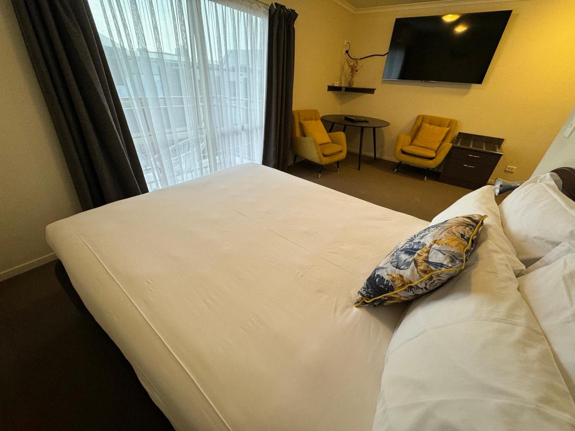 B-Ks Premier Motel Palmerston North Ngoại thất bức ảnh