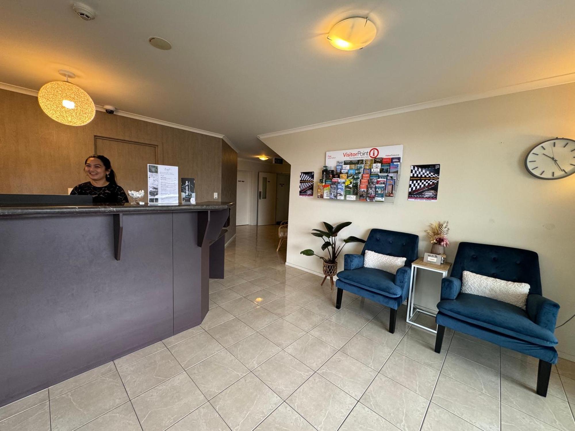 B-Ks Premier Motel Palmerston North Ngoại thất bức ảnh