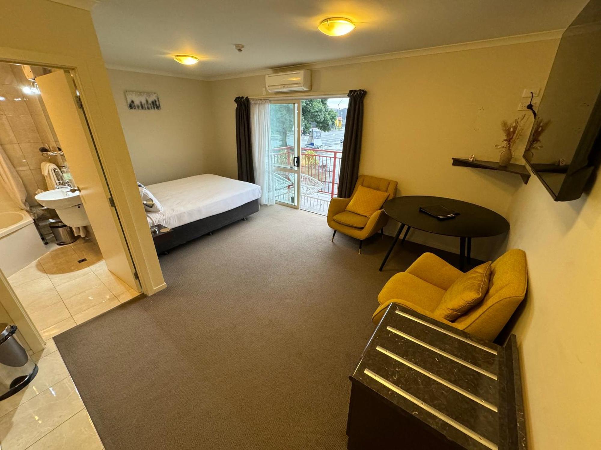 B-Ks Premier Motel Palmerston North Ngoại thất bức ảnh