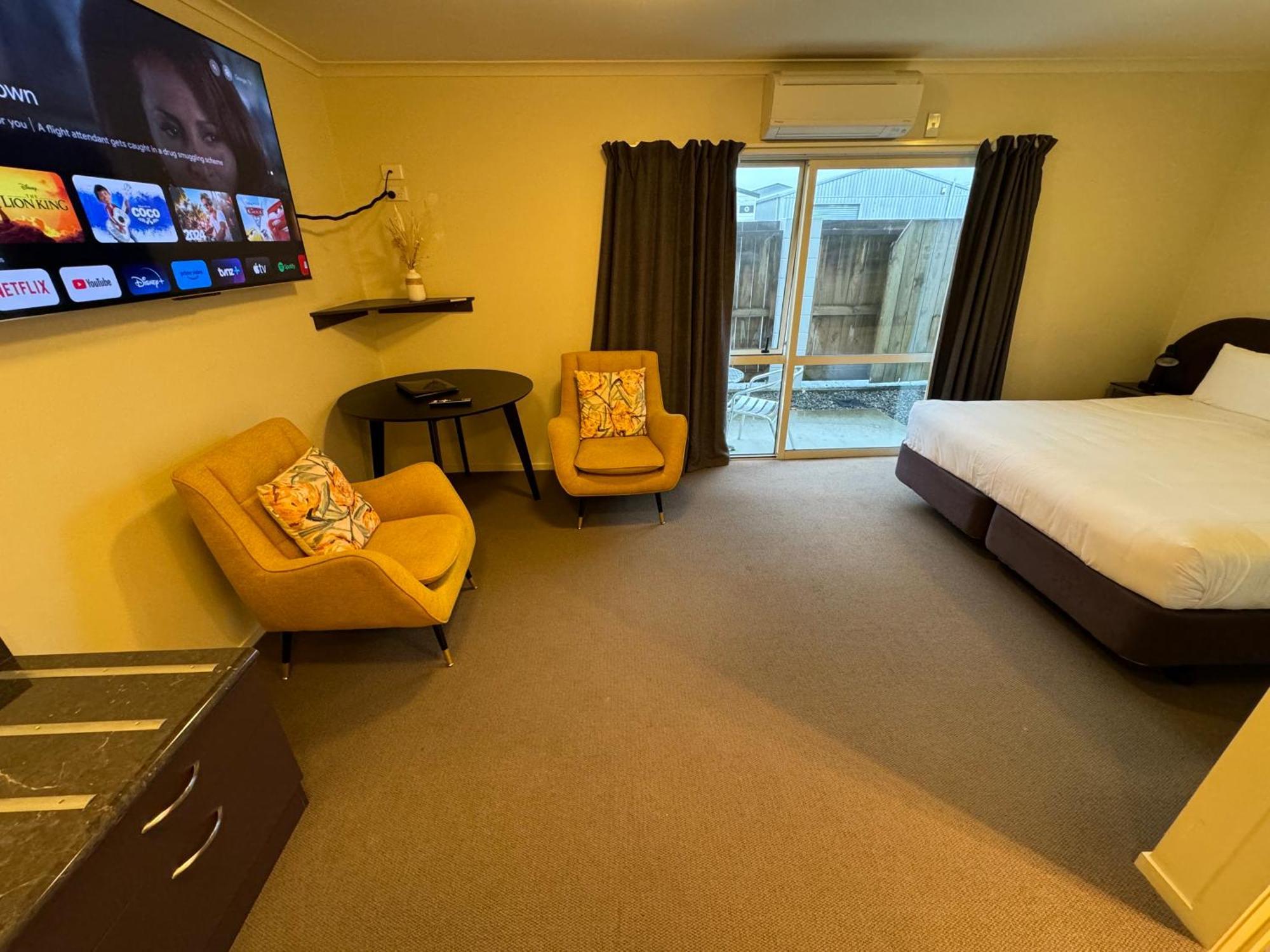 B-Ks Premier Motel Palmerston North Ngoại thất bức ảnh